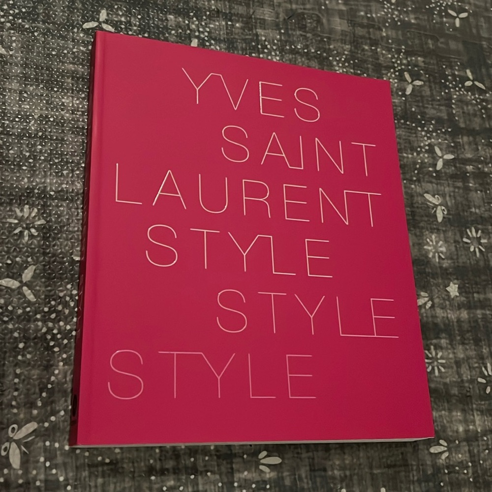 YSL Book - Yves Saint Laurent Style book 📕 pink, coffee table book
